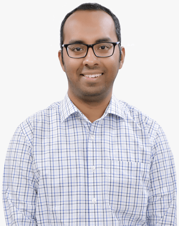 e-GMAT's Top Instructor Saquib Hasnain Front Facing Photograph